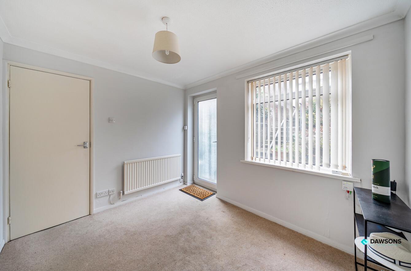 Broad Parks, West Cross, Swansea, SA3 5NZ